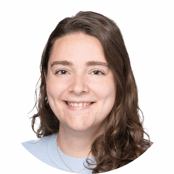 Debra Insardi headshot